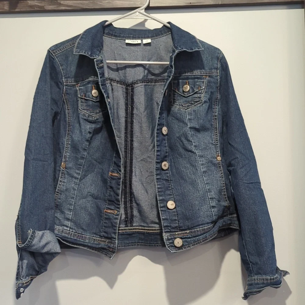 Jean jacket - Picture 1 of 1